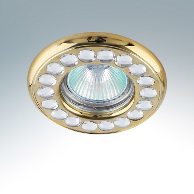 Lightstar MIRIADE 11902 Светильник Lightstar MIRIADE 11902 СветильникКруглые<br>Встраиваемые светильники – популярное осветительное оборудование, которое можно использовать в качестве основного источника или в дополнение к люстре. Они позволяют создать нужную атмосферу атмосферу и привнести в интерьер уют и комфорт. Интернет-магазин «Светодом» предлагает стильный встраиваемый светильник Lightstar 11902. Данная модель достаточно универсальна, поэтому подойдет практически под любой интерьер. Перед покупкой не забудьте ознакомиться с техническими параметрами, чтобы узнать тип цоколя, площадь освещения и другие важные характеристики. Приобрести встраиваемый светильник Lightstar 11902 в нашем онлайн-магазине Вы можете либо с помощью «Корзины», либо по контактным номерам. Мы развозим заказы по Москве, Екатеринбургу и остальным российским городам.<br><br>Тип лампы: галогенная/LED<br>Тип цоколя: gu5.3<br>MAX мощность ламп, Вт: 50<br>Диаметр, мм мм: 80<br>Высота, мм: 8