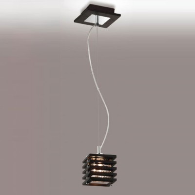 Светильник подвесной Odeon light 1251/1 Ripen Светильник подвесной Odeon light 1251/1 RipenОдиночные<br>Подвесной светильник – это универсальный вариант, подходящий для любой комнаты. Сегодня производители предлагают огромный выбор таких моделей по самым разным ценам. В каталоге интернет-магазина «Светодом» мы собрали большое количество интересных и оригинальных светильников по выгодной стоимости. Вы можете приобрести их в Москве, Екатеринбурге и любом другом городе России. Подвесной светильник Odeon light 1251/1 сразу же привлечет внимание Ваших гостей благодаря стильному исполнению. Благородный дизайн позволит использовать эту модель практически в любом интерьере. Она обеспечит достаточно света и при этом легко монтируется. Чтобы купить подвесной светильник Odeon light 1251/1 , воспользуйтесь формой на нашем сайте или позвоните менеджерам интернет-магазина.<br><br>S освещ. до, м2: 2<br>Тип лампы: галогенная / LED-светодиодная<br>Тип цоколя: G9<br>Количество ламп: 1<br>Ширина, мм: 140<br>MAX мощность ламп, Вт: 40<br>Длина, мм: 140<br>Расстояние от стены, мм: 140<br>Высота, мм: 200-840<br>Цвет арматуры: серебристый