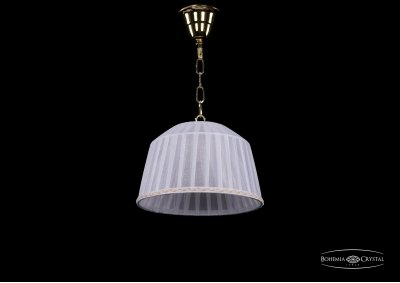 Люстра Bohemia Ivele 1950/25/G/SH2A Люстра Bohemia Ivele 1950/25/G/SH2AПодвесные<br>Компания «Светодом» предлагает широкий ассортимент люстр от известных производителей. Представленные в нашем каталоге товары выполнены из современных материалов и обладают отличным качеством. Благодаря широкому ассортименту Вы сможете найти у нас люстру под любой интерьер. Мы предлагаем как классические варианты, так и современные модели, отличающиеся лаконичностью и простотой форм. <br>Стильная люстра Bohemia 1950/25/G/SH2A станет украшением любого дома. Эта модель от известного производителя не оставит равнодушным ценителей красивых и оригинальных предметов интерьера. Люстра Bohemia 1950/25/G/SH2A обеспечит равномерное распределение света по всей комнате. При выборе обратите внимание на характеристики, позволяющие приобрести наиболее подходящую модель. <br>Купить понравившуюся люстру по доступной цене Вы можете в интернет-магазине «Светодом». Мы предлагаем доставку не только по Москве и Екатеринбурге, но и по всей России.<br><br>S освещ. до, м2: 1<br>Тип лампы: накаливания / энергосбережения / LED-светодиодная<br>Тип цоколя: Е27<br>Количество ламп: 1<br>Диаметр, мм мм: 250<br>Высота, мм: 160<br>Цвет арматуры: золотой