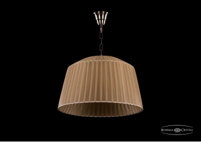 Люстра Bohemia Ivele 1950/42/Pa/SH37 Люстра Bohemia Ivele 1950/42/Pa/SH37Подвесные<br>Компания «Светодом» предлагает широкий ассортимент люстр от известных производителей. Представленные в нашем каталоге товары выполнены из современных материалов и обладают отличным качеством. Благодаря широкому ассортименту Вы сможете найти у нас люстру под любой интерьер. Мы предлагаем как классические варианты, так и современные модели, отличающиеся лаконичностью и простотой форм. Стильная люстра Bohemia 1950/42/Pa/SH37 станет украшением любого дома. Эта модель от известного производителя не оставит равнодушным ценителей красивых и оригинальных предметов интерьера. Люстра Bohemia 1950/42/Pa/SH37 обеспечит равномерное распределение света по всей комнате. При выборе обратите внимание на характеристики, позволяющие приобрести наиболее подходящую модель. Купить понравившуюся люстру по доступной цене Вы можете в интернет-магазине «Светодом». Мы предлагаем доставку не только по Москве и Екатеринбурге, но и по всей России.<br><br>S освещ. до, м2: 15<br>Тип товара: Люстра<br>Тип лампы: накаливания / энергосбережения / LED-светодиодная<br>Тип цоколя: E14<br>Количество ламп: 5<br>MAX мощность ламп, Вт: 60<br>Диаметр, мм мм: 420<br>Высота, мм: 270<br>Цвет арматуры: французская латунь с патиной