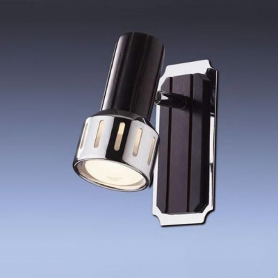 Светильник Odeon light 1969/1W хром/т.дерево Светильник Odeon light 1969/1W хром/т.деревоОдиночные<br>Светильники-споты – это оригинальные изделия с современным дизайном. Они позволяют не ограничивать свою фантазию при выборе освещения для интерьера. Такие модели обеспечивают достаточно качественный свет. Благодаря компактным размерам Вы можете использовать несколько спотов для одного помещения. Интернет-магазин «Светодом» предлагает необычный светильник-спот Odeon light 1969/1W по привлекательной цене. Эта модель станет отличным дополнением к люстре, выполненной в том же стиле. Перед оформлением заказа изучите характеристики изделия. Купить светильник-спот Odeon light 1969/1W в нашем онлайн-магазине Вы можете либо с помощью формы на сайте, либо по указанным выше телефонам. Обратите внимание, что мы предлагаем доставку не только по Москве и Екатеринбургу, но и всем остальным российским городам.<br><br>S освещ. до, м2: 2<br>Тип лампы: накал-я - энергосбер-я<br>Тип цоколя: E14<br>Количество ламп: 1<br>Ширина, мм: 70<br>MAX мощность ламп, Вт: 40<br>Высота, мм: 140<br>Цвет арматуры: серебристый