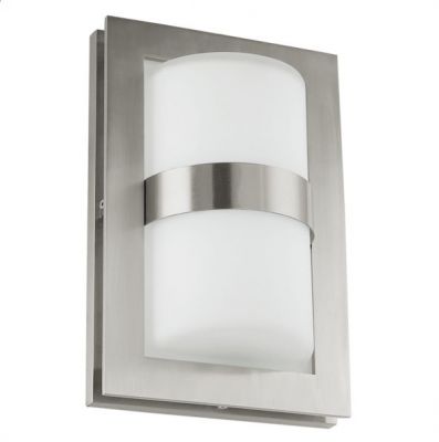 Eglo ARCHA 89366 светильник уличный Eglo ARCHA 89366 светильник уличныйНастенные<br>Обеспечение качественного уличного освещения – важная задача для владельцев коттеджей. Компания «Светодом» предлагает современные светильники, которые порадуют Вас отличным исполнением. В нашем каталоге представлена продукция известных производителей, пользующихся популярностью благодаря высокому качеству выпускаемых товаров. Уличный светильник Eglo 89366 не просто обеспечит качественное освещение, но и станет украшением Вашего участка. Модель выполнена из современных материалов и имеет влагозащитный корпус, благодаря которому ей не страшны осадки. Купить уличный светильник Eglo 89366, представленный в нашем каталоге, можно с помощью онлайн-формы для заказа. Чтобы задать имеющиеся вопросы, звоните нам по указанным телефонам.<br><br>Крепление: настенное<br>Тип цоколя: E27<br>Количество ламп: 1<br>MAX мощность ламп, Вт: 60<br>Длина, мм: 220<br>Расстояние от стены, мм: 112<br>Высота, мм: 330<br>Оттенок (цвет): белый<br>Цвет арматуры: серебристый<br>Общая мощность, Вт: 2