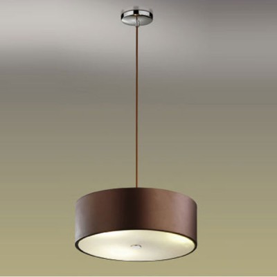 Люстра Odeon Light 2047/3 Salar хром/коричневый Люстра Odeon Light 2047/3 Salar хром/коричневыйПодвесные<br>Компания «Светодом» предлагает широкий ассортимент люстр от известных производителей. Представленные в нашем каталоге товары выполнены из современных материалов и обладают отличным качеством. Благодаря широкому ассортименту Вы сможете найти у нас люстру под любой интерьер. Мы предлагаем как классические варианты, так и современные модели, отличающиеся лаконичностью и простотой форм. Стильная люстра Odeon light 2047/3 станет украшением любого дома. Эта модель от известного производителя не оставит равнодушным ценителей красивых и оригинальных предметов интерьера. Люстра Odeon light 2047/3 обеспечит равномерное распределение света по всей комнате. При выборе обратите внимание на характеристики, позволяющие приобрести наиболее подходящую модель. Купить понравившуюся люстру по доступной цене Вы можете в интернет-магазине «Светодом». Мы предлагаем доставку не только по Москве и Екатеринбурге, но и по всей России.<br><br>Установка на натяжной потолок: Да<br>S освещ. до, м2: 12<br>Крепление: Планка<br>Тип лампы: накаливания / энергосбережения / LED-светодиодная<br>Тип цоколя: E14<br>Количество ламп: 3<br>MAX мощность ламп, Вт: 60<br>Диаметр, мм мм: 400<br>Высота, мм: 250-1660<br>Цвет арматуры: серебристый