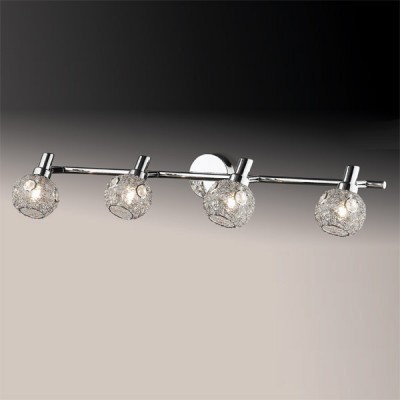 Светильник Odeon light 2209/4W хром Bisco Светильник Odeon light 2209/4W хром BiscoС 4 лампами<br>Светильники-споты – это оригинальные изделия с современным дизайном. Они позволяют не ограничивать свою фантазию при выборе освещения для интерьера. Такие модели обеспечивают достаточно качественный свет. Благодаря компактным размерам Вы можете использовать несколько спотов для одного помещения. Интернет-магазин «Светодом» предлагает необычный светильник-спот Odeon light 2209/4W по привлекательной цене. Эта модель станет отличным дополнением к люстре, выполненной в том же стиле. Перед оформлением заказа изучите характеристики изделия. Купить светильник-спот Odeon light 2209/4W в нашем онлайн-магазине Вы можете либо с помощью формы на сайте, либо по указанным выше телефонам. Обратите внимание, что мы предлагаем доставку не только по Москве и Екатеринбургу, но и всем остальным российским городам.<br><br>S освещ. до, м2: 10<br>Крепление: планка<br>Тип лампы: галогенная / LED-светодиодная<br>Тип цоколя: G9<br>Количество ламп: 4<br>MAX мощность ламп, Вт: 40<br>Длина, мм: 675<br>Высота, мм: 140<br>Цвет арматуры: серебристый