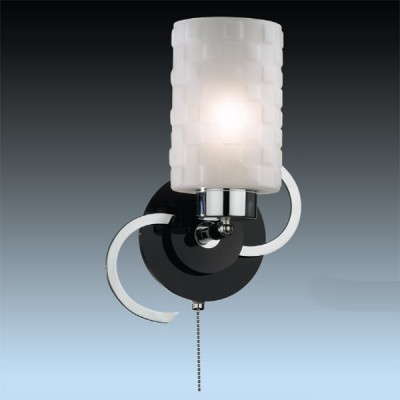 Светильник Odeon Light 2282/1W никель Bila Светильник Odeon Light 2282/1W никель BilaМодерн<br><br><br>S освещ. до, м2: 4<br>Тип лампы: накаливания / энергосбережения / LED-светодиодная<br>Тип цоколя: E27<br>Количество ламп: 1<br>Ширина, мм: 210<br>MAX мощность ламп, Вт: 60<br>Высота, мм: 240<br>Цвет арматуры: серый