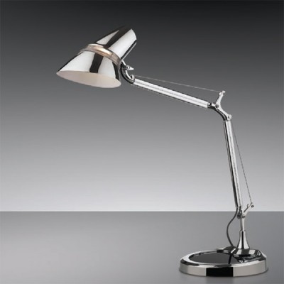 Светильник настольный Odeon light 2337/1T хром Fartu Светильник настольный Odeon light 2337/1T хром FartuОфисные<br>Настольная лампа – это не просто источник дополнительного освещения, но и оригинальный элемент декора. Его можно установить в спальне, гостиной, кабинете и других комнатах. Интернет-магазин «Светодом» предлагает настольные лампы разных стилей по доступным ценам. Благодаря большому ассортименту Вы обязательно найдете в нашем каталоге именно ту модель, которую искали. Настольная лампа Odeon light 2337/1T – прекрасный вариант для завершения интерьера. Ее можно включить одновременно с люстрой для более яркого освещения или без нее для создания уютной атмосферы, настраивающей на отдых. Купить настольную лампу Odeon light 2337/1T Вы можете с помощью виртуальной «Корзины» или по контактным номерам, указанным на сайте.<br><br>S освещ. до, м2: 3<br>Тип лампы: энергосбережения / LED-светодиодная<br>Тип цоколя: E27<br>Количество ламп: 1<br>Ширина, мм: 210<br>MAX мощность ламп, Вт: 11<br>Высота, мм: 680<br>Цвет арматуры: серебристый
