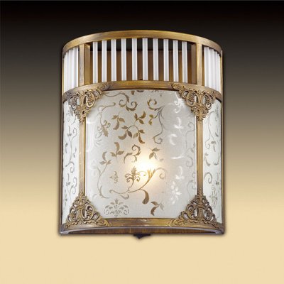 Светильник Odeon light 2548/1W Светильник Odeon light 2548/1WТиффани<br><br><br>S освещ. до, м2: 3<br>Тип цоколя: E14<br>Количество ламп: 1<br>Ширина, мм: 200<br>MAX мощность ламп, Вт: 40<br>Высота, мм: 230<br>Цвет арматуры: бронзовый
