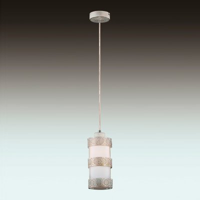 Подвесной светильник odeon light 2787/1 LUTELA Подвесной светильник odeon light 2787/1 LUTELAОдиночные<br>Подвесной светильник – это универсальный вариант, подходящий для любой комнаты. Сегодня производители предлагают огромный выбор таких моделей по самым разным ценам. В каталоге интернет-магазина «Светодом» мы собрали большое количество интересных и оригинальных светильников по выгодной стоимости. Вы можете приобрести их с доставкой в Москву, Екатеринбург и любой другой город России. Подвесной светильник Odeon light 2787/1 сразу же привлечет внимание Ваших гостей благодаря стильному исполнению. Благородный дизайн позволит использовать эту модель практически в любом интерьере. Она обеспечит достаточно света и при этом легко монтируется. Чтобы купить подвесной светильник Odeon light 2787/1 , воспользуйтесь формой на нашем сайте или позвоните менеджерам интернет-магазина.<br><br>S освещ. до, м2: 4<br>Тип товара: Светильник подвесной<br>Скидка, %: 40<br>Тип лампы: накаливания / энергосбережения / LED-светодиодная<br>Тип цоколя: E27<br>Количество ламп: 1<br>MAX мощность ламп, Вт: 60<br>Диаметр, мм мм: 100<br>Высота, мм: 750<br>Цвет арматуры: белый