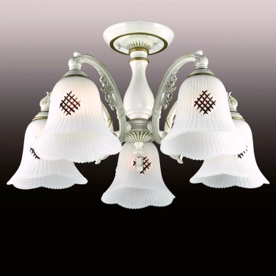 Люстра потолочная Odeon light 2946/5C SAVONA Люстра потолочная Odeon light 2946/5C SAVONAПотолочные<br>В данном разделе интернет-магазина Светодом Вы сможете купить для освещения дома грациозную модель - Люстра 2946/5С серии Savona выполнена в бежевом цвете с элеменами золотой патины. Стеклянные плафоны потолочной люстры из белого стекла с декоративным рисунком. Цоколь Е27. Мощность 5х60W. Нет ламп в комплекте.<br><br>Установка на натяжной потолок: Да<br>S освещ. до, м2: 15<br>Крепление: Планка<br>Тип лампы: Накаливания / энергосбережения / светодиодная<br>Тип цоколя: E27<br>Количество ламп: 5<br>MAX мощность ламп, Вт: 60<br>Диаметр, мм мм: 580<br>Высота, мм: 330<br>Оттенок (цвет): бежевый с золотой патиной<br>Цвет арматуры: белый с золотистой патиной
