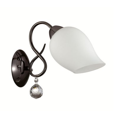 Настенный светильник бра Lumion 3076/1W RONDINA Настенный светильник бра Lumion 3076/1W RONDINAФлористика<br>Бра 3076/1W серии Rondina оформлена в современном стиле. Светильник состоит из плафона, выполненного из матового белого стекла изящной формы и арматуры стильного глянцевого черного цвета, украшенного хрустальной подвеской. Данная модель обладает особой утонченностью именно благодаря цветовому решению и дизайнерским деталям. Цоколь E27. Мощность 1x60W. Нет ламп в комплекте.<br><br>Крепление: Настенное<br>Тип лампы: накаливания / энергосбережения / LED-светодиодная<br>Тип цоколя: E27<br>Количество ламп: 1<br>Ширина, мм: 290<br>MAX мощность ламп, Вт: 60<br>Диаметр, мм мм: 290<br>Длина, мм: 140<br>Высота, мм: 210<br>Цвет арматуры: черный