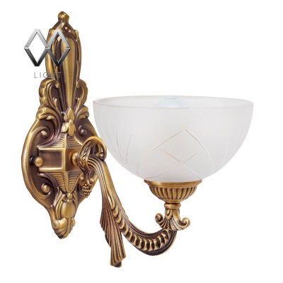 Светильник настенный бра Mw light 317023101 Афродита Светильник настенный бра Mw light 317023101 АфродитаКлассика<br>Аллюминиевое основание, плафон из матового стекла с резнам узором.<br><br>S освещ. до, м2: 3<br>Тип товара: Светильник настенный бра<br>Тип лампы: накаливания / энергосбережения / LED-светодиодная<br>Тип цоколя: E27<br>Количество ламп: 1<br>Ширина, мм: 160<br>MAX мощность ламп, Вт: 60<br>Длина, мм: 250<br>Высота, мм: 250<br>Поверхность арматуры: глянцевый, рельефный<br>Цвет арматуры: бронзовый<br>Общая мощность, Вт: 60