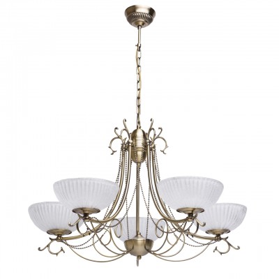 Люстра Mw light 347017605 Фелиция Люстра Mw light 347017605 ФелицияПодвесные<br>Описание модели 347017605: Грациозная люстра из коллекции «Фелиция» - для ценителей аристократичной классики. Металлическое основание гальванизировано в цвет античной бронзы. Рожки плавно изогнуты и мягко спускаются к плафонам из рифленого стекла, выполненных в виде элегантных чаш и декорированных стеклянной крошкой. Завершает композицию металлические бусы в цвет основания. Эта благородная, легкая, воздушная люстра подчеркнет изящный вкус её обладателя. Рекомендуемая площадь освещения порядка 15 кв.м.<br><br>Установка на натяжной потолок: Да<br>S освещ. до, м2: 15<br>Крепление: Крюк<br>Тип лампы: Накаливания / энергосбережения / светодиодная<br>Тип цоколя: E27<br>Количество ламп: 5<br>MAX мощность ламп, Вт: 60<br>Диаметр, мм мм: 800<br>Длина цепи/провода, мм: 280<br>Высота, мм: 920<br>Цвет арматуры: бронзовый<br>Общая мощность, Вт: 300