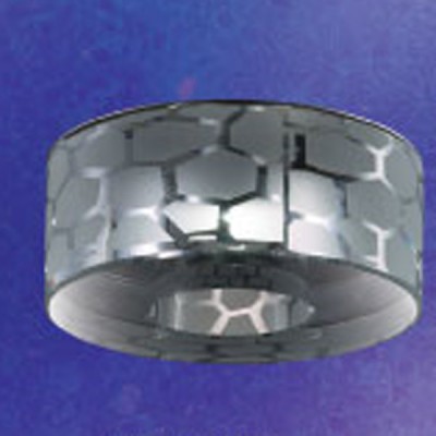 Novotech CRYSTAL-LED 357014 Встраиваемый светильник Novotech CRYSTAL-LED 357014 Встраиваемый светильникКруглые LED<br>Встраиваемые светильники – популярное осветительное оборудование, которое можно использовать в качестве основного источника или в дополнение к люстре. Они позволяют создать нужную атмосферу атмосферу и привнести в интерьер уют и комфорт. Интернет-магазин «Светодом» предлагает стильный встраиваемый светильник Novotech 357014. Данная модель достаточно универсальна, поэтому подойдет практически под любой интерьер. Перед покупкой не забудьте ознакомиться с техническими параметрами, чтобы узнать тип цоколя, площадь освещения и другие важные характеристики. Приобрести встраиваемый светильник Novotech 357014 в нашем онлайн-магазине Вы можете либо с помощью «Корзины», либо по контактным номерам. Мы развозим заказы по Москве, Екатеринбургу и остальным российским городам.<br><br>S освещ. до, м2: 3<br>Тип лампы: LED-светодиодная<br>Тип цоколя: 1LED<br>MAX мощность ламп, Вт: 1<br>Диаметр, мм мм: 100<br>Диаметр врезного отверстия, мм: 50<br>Высота, мм: 60<br>Оттенок (цвет): прозрачный<br>Цвет арматуры: серебристый