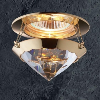 Novotech GLAM 369336 Встраиваемый светильник Novotech GLAM 369336 Встраиваемый светильникКруглые<br>Светильники для низковольтных галогенных ламп. Материал: алюминиевое литье. Хрусталь.<br><br>S освещ. до, м2: 3<br>Тип лампы: галогенная<br>Тип цоколя: GU5.3 (MR16)<br>Количество ламп: 1<br>MAX мощность ламп, Вт: 50<br>Диаметр, мм мм: 100<br>Диаметр врезного отверстия, мм: 60<br>Высота, мм: 130<br>Оттенок (цвет): прозрачный<br>Цвет арматуры: Золотой
