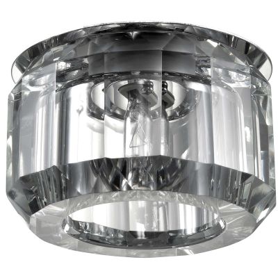 Novotech VETRO 369604 Встраиваемый светильник Novotech VETRO 369604 Встраиваемый светильникКруглые<br>Декоративный встраиваемый светильник модели Novotech 369604 из серии VETRO отличается следующим качеством: Основание светильника сделано из нержавеющей стали. Её главным преимуществом является большой период эксплуатации. Сталь по праву можно считать вечным материалом. Так же преимуществами являются устойчивость к химическим, атмосферным и механическим воздействиям и эстетичный внешний вид. Благодаря зеркальной полировке, обеспечивается высокая стойкость металла к коррозии. Декоративный плафон произведён из хрусталя. Он обладает высоким показателем плотности, прозрачности и блеска. Благодаря содержанию свинца (не менее 30%) и определённому подбору углов, образуемых гранями, изделия из хрусталя отличаются необыкновенно яркой, многоцветной игрой света, чарующей магией красоты, совершенства и роскоши.<br><br>S освещ. до, м2: 2<br>Тип лампы: галогенная<br>Тип цоколя: G9<br>MAX мощность ламп, Вт: 40<br>Диаметр, мм мм: 80<br>Диаметр врезного отверстия, мм: 60<br>Расстояние от стены, мм: 50<br>Высота, мм: 75<br>Цвет арматуры: серебристый