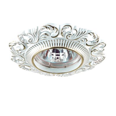 Novotech VINTAGE 370025 Встраиваемый светильник Novotech VINTAGE 370025 Встраиваемый светильникКруглые<br>Декоративный встраиваемый светильник модели Novotech 370025 из серии VINTAGE отличается следующим качеством: Светильник произведен из сплава цинка. Благодаря сравнительно высоким механическим и литейным качествам, изделия, выполненные из сплава цинка, отличаются высокой точностью деталей декора со сложной конфигурацией. Так же он обладает антикоррозийными свойствами.<br><br>S освещ. до, м2: 3<br>Тип товара: Встраиваемый светильник<br>Тип лампы: галогенная/LED<br>Тип цоколя: GU5.3 (MR16)<br>Количество ламп: 1<br>MAX мощность ламп, Вт: 50<br>Диаметр, мм мм: 110<br>Диаметр врезного отверстия, мм: 70<br>Высота, мм: 10<br>Цвет арматуры: белый с золотистой патиной