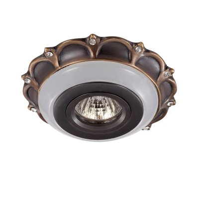 Novotech ASTER 370035 Встраиваемый светильник Novotech ASTER 370035 Встраиваемый светильникКруглые<br>Встраиваемые светильники – популярное осветительное оборудование, которое можно использовать в качестве основного источника или в дополнение к люстре. Они позволяют создать нужную атмосферу атмосферу и привнести в интерьер уют и комфорт. Интернет-магазин «Светодом» предлагает стильный встраиваемый светильник Novotech 370035. Данная модель достаточно универсальна, поэтому подойдет практически под любой интерьер. Перед покупкой не забудьте ознакомиться с техническими параметрами, чтобы узнать тип цоколя, площадь освещения и другие важные характеристики. Приобрести встраиваемый светильник Novotech 370035 в нашем онлайн-магазине Вы можете либо с помощью «Корзины», либо по контактным номерам. Мы доставляем заказы по Москве, Екатеринбургу и остальным российским городам.<br><br>S освещ. до, м2: 3<br>Тип лампы: галогенная/LED<br>Тип цоколя: GU5.3 (MR16)<br>Количество ламп: 1<br>MAX мощность ламп, Вт: 50<br>Диаметр, мм мм: 135<br>Диаметр врезного отверстия, мм: 70<br>Высота, мм: 20<br>Цвет арматуры: бронзовый с чернением