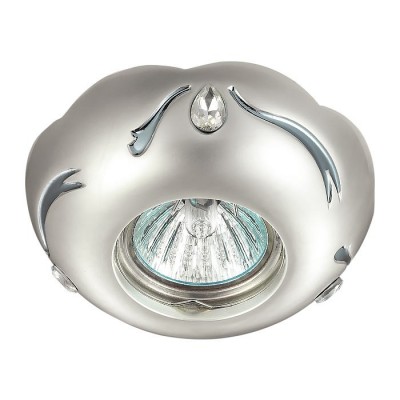 Novotech GRAIN 370289 Встраиваемый светильник Novotech GRAIN 370289 Встраиваемый светильникКруглые<br>Встраиваемые светильники – популярное осветительное оборудование, которое можно использовать в качестве основного источника или в дополнение к люстре. Они позволяют создать нужную атмосферу атмосферу и привнести в интерьер уют и комфорт. Интернет-магазин «Светодом» предлагает стильный встраиваемый светильник Novotech 370289. Данная модель достаточно универсальна, поэтому подойдет практически под любой интерьер. Перед покупкой не забудьте ознакомиться с техническими параметрами, чтобы узнать тип цоколя, площадь освещения и другие важные характеристики. Приобрести встраиваемый светильник Novotech 370289 в нашем онлайн-магазине Вы можете либо с помощью «Корзины», либо по контактным номерам. Мы развозим заказы по Москве, Екатеринбургу и остальным российским городам.<br><br>Тип лампы: галогенная/LED<br>Тип цоколя: gu5.3<br>MAX мощность ламп, Вт: 50<br>Диаметр, мм мм: 110<br>Диаметр врезного отверстия, мм: 75