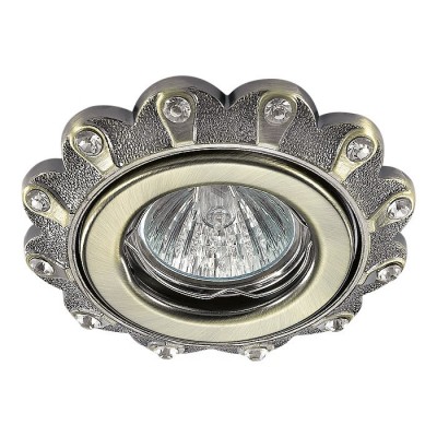 Novotech GRAIN 370301 Встраиваемый светильник Novotech GRAIN 370301 Встраиваемый светильникКруглые<br>Встраиваемые светильники – популярное осветительное оборудование, которое можно использовать в качестве основного источника или в дополнение к люстре. Они позволяют создать нужную атмосферу атмосферу и привнести в интерьер уют и комфорт. Интернет-магазин «Светодом» предлагает стильный встраиваемый светильник Novotech 370301. Данная модель достаточно универсальна, поэтому подойдет практически под любой интерьер. Перед покупкой не забудьте ознакомиться с техническими параметрами, чтобы узнать тип цоколя, площадь освещения и другие важные характеристики. Приобрести встраиваемый светильник Novotech 370301 в нашем онлайн-магазине Вы можете либо с помощью «Корзины», либо по контактным номерам. Мы развозим заказы по Москве, Екатеринбургу и остальным российским городам.<br><br>Тип лампы: галогенная/LED<br>Тип цоколя: gu5.3<br>MAX мощность ламп, Вт: 50<br>Диаметр, мм мм: 110<br>Диаметр врезного отверстия, мм: 75