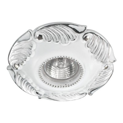 Novotech PATTERN 370326 Встраиваемый декоративный светильник Novotech PATTERN 370326 Встраиваемый декоративный светильникКруглые<br>Встраиваемые светильники – популярное осветительное оборудование, которое можно использовать в качестве основного источника или в дополнение к люстре. Они позволяют создать нужную атмосферу атмосферу и привнести в интерьер уют и комфорт. Интернет-магазин «Светодом» предлагает стильный встраиваемый светильник Novotech 370326. Данная модель достаточно универсальна, поэтому подойдет практически под любой интерьер. Перед покупкой не забудьте ознакомиться с техническими параметрами, чтобы узнать тип цоколя, площадь освещения и другие важные характеристики. Приобрести встраиваемый светильник Novotech 370326 в нашем онлайн-магазине Вы можете либо с помощью «Корзины», либо по контактным номерам. Мы доставляем заказы по Москве, Екатеринбургу и остальным российским городам.<br><br>Тип лампы: галогенная/LED<br>Тип цоколя: GX5.3<br>MAX мощность ламп, Вт: 50<br>Диаметр, мм мм: 140<br>Диаметр врезного отверстия, мм: 65