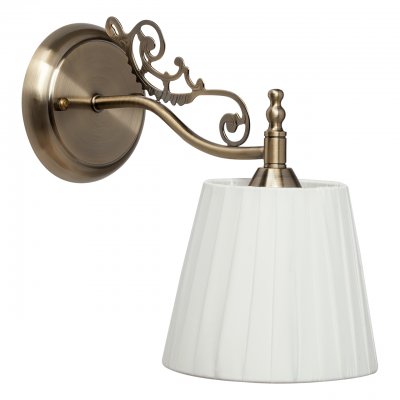 Светильник настенный бра Mw light 372021301 Моника Светильник настенный бра Mw light 372021301 МоникаКлассика<br>Описание модели 372021301: Уютный и привлекательный облик светильника из коллекции Моника гармонично впишется в интерьеры помещений гостиной или спальни, выполненных в стилях классицизма, неоклассицизма, ампира или прованса. Гармоничный колористический ансамбль бра представлен металлическим основанием цвета античной бронзы и плиссированным абажуром лёгкого кремового оттенка.<br><br>S освещ. до, м2: 3<br>Тип лампы: накаливания / энергосбережения / LED-светодиодная<br>Тип цоколя: E14<br>Количество ламп: 1<br>Ширина, мм: 150<br>MAX мощность ламп, Вт: 60<br>Длина, мм: 230<br>Высота, мм: 270<br>Цвет арматуры: бронзовый<br>Общая мощность, Вт: 60