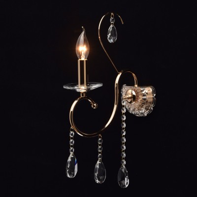 Mw light Адель 373023001 Светильник бра Mw light Адель 373023001 Светильник браХрустальные<br><br><br>Тип лампы: Накаливания / энергосбережения / светодиодная<br>Тип цоколя: E14<br>Количество ламп: 1<br>Ширина, мм: 120<br>MAX мощность ламп, Вт: 40<br>Длина, мм: 470<br>Высота, мм: 270