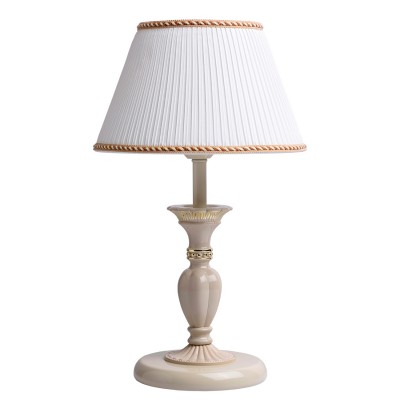 Настольная лампа Mw light 450033801 Ариадна Настольная лампа Mw light 450033801 АриаднаКлассические<br>Описание модели 450033801: Настольная лампа Ариадна выполнена в приятных пастельных тонах и имеет мягкие плавные линии. Классическая форма светильника со светлым текстильным абажуром относят его к традиционным канонам светового дизайна. Оптимальный размер и возможность расположения в любом удобном для вас месте в комнате, делают модель универсальной для использования в интерьере.<br><br>S освещ. до, м2: 3<br>Тип лампы: Накаливания / энергосбережения / светодиодная<br>Тип цоколя: E27<br>Количество ламп: 1<br>MAX мощность ламп, Вт: 40<br>Диаметр, мм мм: 280<br>Высота, мм: 500<br>Цвет арматуры: бежевый с золотистой патиной<br>Общая мощность, Вт: 40