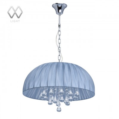 Люстра Mw light 454010605 Нора Люстра Mw light 454010605 НораПодвесные<br>Описание модели 454010605: Люстра из коллекции «Нора» - это сочетание роскошных переливов, нестандартных форм и оригинальной цветовой гаммы. Металлическое основание цвета хрома гармонично сочетается с изящным широким абажуром из органзы. Его благородный серо-голубой оттенок привнесет в обстановку свежесть и легкость. А водопад декоративных подвесов из прозрачного хрусталя и стекла создаст подлинно живописный и грациозный ансамбль. Помимо этого, лампы люстры оснащены системой спотов, что позволяет менять направление светового потока.<br><br>Установка на натяжной потолок: Да<br>S освещ. до, м2: 10<br>Крепление: Крюк<br>Тип лампы: Накаливания / энергосбережения / светодиодная<br>Тип цоколя: E14<br>Количество ламп: 5<br>MAX мощность ламп, Вт: 60<br>Диаметр, мм мм: 500<br>Длина цепи/провода, мм: 280<br>Высота, мм: 720<br>Цвет арматуры: серебристый