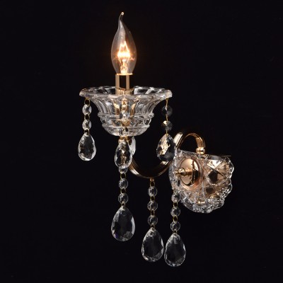 Mw light Селена 482023401 Светильник бра Mw light Селена 482023401 Светильник браХрустальные<br><br><br>Тип лампы: Накаливания / энергосбережения / светодиодная<br>Тип цоколя: E14<br>Количество ламп: 1<br>Ширина, мм: 130<br>MAX мощность ламп, Вт: 40<br>Расстояние от стены, мм: 280<br>Высота, мм: 250<br>Цвет арматуры: золотой