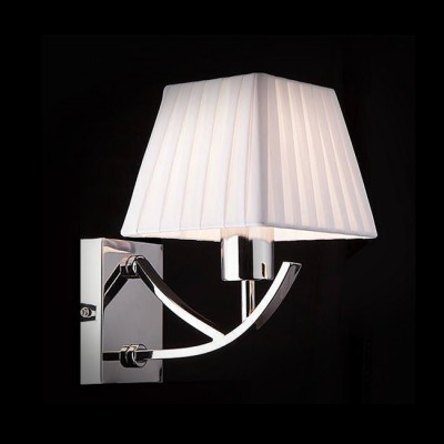 Евросвет 60030/1 хром Евросвет 60030/1 хромМодерн<br><br><br>Тип лампы: Накаливания / энергосбережения / светодиодная<br>Тип цоколя: E27<br>Количество ламп: 1<br>Ширина, мм: 150<br>MAX мощность ламп, Вт: 60<br>Расстояние от стены, мм: 210<br>Высота, мм: 240