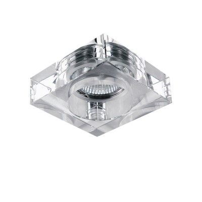 Lightstar LUI 6120 Светильник Lightstar LUI 6120 СветильникКвадратные<br>Встраиваемые светильники – популярное осветительное оборудование, которое можно использовать в качестве основного источника или в дополнение к люстре. Они позволяют создать нужную атмосферу атмосферу и привнести в интерьер уют и комфорт. <br> Интернет-магазин «Светодом» предлагает стильный встраиваемый светильник Lightstar 6120. Данная модель достаточно универсальна, поэтому подойдет практически под любой интерьер. Перед покупкой не забудьте ознакомиться с техническими параметрами, чтобы узнать тип цоколя, площадь освещения и другие важные характеристики. <br> Приобрести встраиваемый светильник Lightstar 6120 в нашем онлайн-магазине Вы можете либо с помощью «Корзины», либо по контактным номерам. Мы развозим заказы по Москве, Екатеринбургу и остальным российским городам.<br><br>Тип лампы: галогенная/LED<br>Тип цоколя: MR16 / gu5.3 / GU10<br>Количество ламп: 7<br>MAX мощность ламп, Вт: 50<br>Размеры: Диаметр вырезного отверстия<br>Цвет арматуры: серебристый
