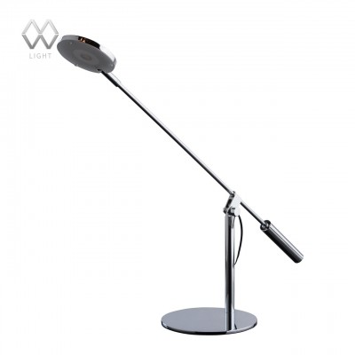 Настольная лампа Mw light 631033401 Ракурс Настольная лампа Mw light 631033401 РакурсХай тек<br>Описание модели 631033401: Современная и стильная лампа из коллекции «Ракурс» привлекает скромной простотой форм и точными линиями. Металлическое основание выполнено в трех цветовых вариациях: матовый чёрный, цвет хрома и цвет сатинового никеля и гармонично сочетается с плоским прямоугольным плафоном в цвет основания. Плафон дополнен декоративной вставкой из акрила, закрывающая источник света – светодиоды. Светильник очень удобен в использовании: плафон вращается на 360 градусов, есть возможность менять угол наклона, создавая нужное направление светового потока.<br><br>S освещ. до, м2: 1<br>Ширина, мм: 160<br>Диаметр, мм мм: 160<br>Длина, мм: 700<br>Высота, мм: 600