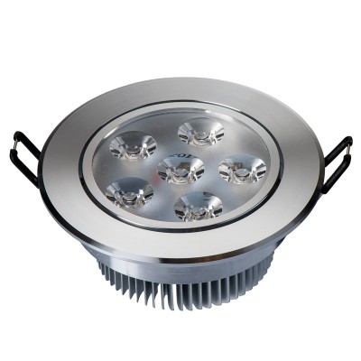 Светильник светодиодный Mw light 637013506 Круз Светильник светодиодный Mw light 637013506 КрузКруглые LED<br>Описание модели 637013506: Разнообразная линейка встраиваемых светильников из коллекции Круз удовлетворит любые покупательские запросы. Корпус светильника выполнен из алюминия, осветительные элементы - светодиоды. Говоря о технических характеристиках, стоит отметить, возможность самостоятельно регулировать положение внутренней части светильника, тем самым меняя направление светового потока и моделируя освещение в комнате на свой вкус. Светильники из коллекции Круз функциональны и уместны в любом интерьере, за счет разнообразия диаметров, богатой цветовой палитры трендовых оттенков. Рекомендуемая площадь освещения одного встраиваемого светильника Круз порядка 1 кв.м.<br><br>S освещ. до, м2: 2<br>Цветовая t, К: 3000<br>Тип лампы: LED<br>Тип цоколя: LED<br>Ширина, мм: 110<br>MAX мощность ламп, Вт: 6<br>Диаметр врезного отверстия, мм: 90<br>Длина, мм: 120<br>Высота, мм: 60<br>Цвет арматуры: серебристый<br>Общая мощность, Вт: 6