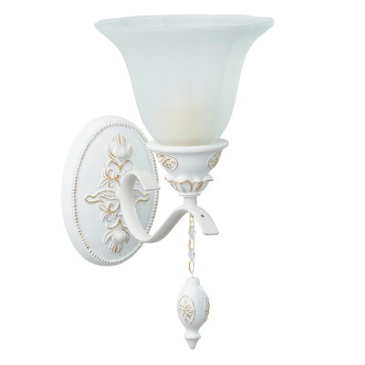 Светильник настенный бра Mw light 639021701 Версаче Светильник настенный бра Mw light 639021701 ВерсачеКлассика<br>Описание модели 639021701: Мягкий белый цвет, живописные формы, подчеркнутая элегантность – всё это о светильнике из коллекции «Версаче». Основание сделано из металла и искусственного каучука. Люстра украшена декоративными элементами в виде медальонов с витиеватым растительным орнаментом. Плафоны изящной формы, напоминают бутоны цветов. Декоративные элементы из хрусталя придают светильнику торжественность и парадность. Подходит для помещений в классическом стиле. Площадь освещения порядка 15 кв.м.<br><br>S освещ. до, м2: 3<br>Тип лампы: накаливания / энергосберегающая / светодиодная<br>Тип цоколя: E27<br>Количество ламп: 1<br>Ширина, мм: 170<br>MAX мощность ламп, Вт: 60<br>Длина, мм: 330<br>Высота, мм: 270<br>Поверхность арматуры: матовый, рельефный<br>Цвет арматуры: белый с золотистой патиной<br>Общая мощность, Вт: 60