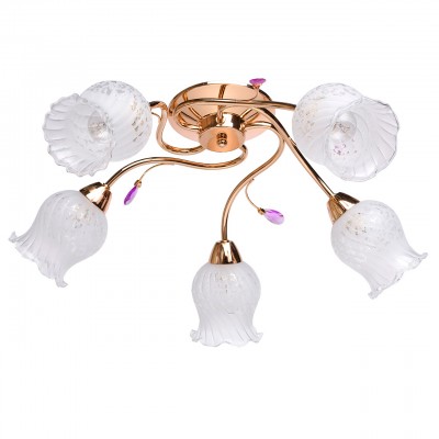 Люстра De markt 670010605 Флора Люстра De markt 670010605 ФлораПотолочные<br>Описание модели 670010605: Люстра из коллекции «Флора» внесет в обстановку романтичность и легкость. Металлическое основание цвета французского золота гармонично сочетается с растительным декором трендового оттенка в цвете полудрагоценного камня аметиста. Рожки изящно изогнуты, плафоны элегантной формы выполнены из стекла и декорированы ажурным краем и прозрачным растительным рисунком. Такой светильник внесет в интерьер нотку свежести и прекрасно подойдет для стандартных потолков. Площадь освещения порядка 15 кв.м.<br><br>Установка на натяжной потолок: Ограничено<br>S освещ. до, м2: 15<br>Крепление: Планка<br>Тип лампы: Накаливания / энергосбережения / светодиодная<br>Тип цоколя: E14<br>Количество ламп: 5<br>MAX мощность ламп, Вт: 60<br>Диаметр, мм мм: 650<br>Высота, мм: 200<br>Цвет арматуры: Золотой