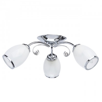 Светильник De Markt 677011503 Светильник De Markt 677011503Потолочные<br>677011503 - это Элегантная люстра из коллекции «Грация» будет отлично смотреться в современной обстановке. Металлическое основание выполнено в двух цветовых вариациях – цвета хрома и цвета чёрного никеля, каждый из которых имеет свои преимущества. Оба оттенка одинаково эффектно смотрятся в сочетании с плафонами из глянцевого белого стекла, дополненными окантовкой из металла в тон основанию. Люстра также украшена округлыми каплями из декоративного стекла.<br><br>S освещ. до, м2: 9<br>Тип лампы: накаливания / энергосбережения / LED-светодиодная<br>Тип цоколя: E27<br>Количество ламп: 3<br>MAX мощность ламп, Вт: 60<br>Диаметр, мм мм: 500<br>Высота, мм: 180