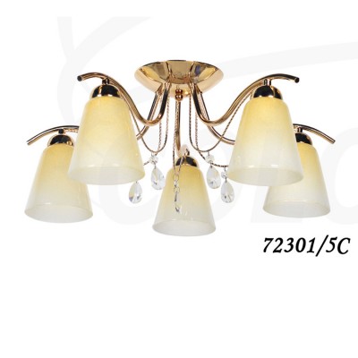 Светильник Colosseo 72301/5C optima Светильник Colosseo 72301/5C optimaПотолочные<br>Компания «Светодом» предлагает широкий ассортимент люстр от известных производителей. Представленные в нашем каталоге товары выполнены из современных материалов и обладают отличным качеством. Благодаря широкому ассортименту Вы сможете найти у нас люстру под любой интерьер. Мы предлагаем как классические варианты, так и современные модели, отличающиеся лаконичностью и простотой форм. Стильная люстра Colosseo 72301/5C станет украшением любого дома. Эта модель от известного производителя не оставит равнодушным ценителей красивых и оригинальных предметов интерьера. Люстра Colosseo 72301/5C обеспечит равномерное распределение света по всей комнате. При выборе обратите внимание на характеристики, позволяющие приобрести наиболее подходящую модель. Купить понравившуюся люстру по доступной цене Вы можете в интернет-магазине «Светодом». Мы предлагаем доставку не только по Москве и Екатеринбурге, но и по всей России.<br><br>S освещ. до, м2: 15<br>Тип цоколя: E14<br>Количество ламп: 5<br>Ширина, мм: 560<br>MAX мощность ламп, Вт: 60<br>Диаметр, мм мм: 560<br>Длина, мм: 560<br>Высота, мм: 220<br>Цвет арматуры: золотой