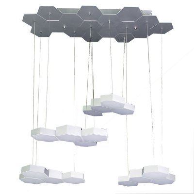 Lightstar FAVO 750264 Люстра Lightstar FAVO 750264 ЛюстраПодвесные<br>Компания «Светодом» предлагает широкий ассортимент люстр от известных производителей. Представленные в нашем каталоге товары выполнены из современных материалов и обладают отличным качеством. Благодаря широкому ассортименту Вы сможете найти у нас люстру под любой интерьер. Мы предлагаем как классические варианты, так и современные модели, отличающиеся лаконичностью и простотой форм. Стильная люстра Lightstar 750264 станет украшением любого дома. Эта модель от известного производителя не оставит равнодушным ценителей красивых и оригинальных предметов интерьера. Люстра Lightstar 750264 обеспечит равномерное распределение света по всей комнате. При выборе обратите внимание на характеристики, позволяющие приобрести наиболее подходящую модель. Купить понравившуюся люстру по доступной цене Вы можете в интернет-магазине «Светодом». Мы предлагаем доставку не только по Москве и Екатеринбурге, но и по всей России.<br><br>Установка на натяжной потолок: Да<br>S освещ. до, м2: 32<br>Крепление: Планка<br>Тип цоколя: LED<br>Количество ламп: 80<br>Размеры: L920 W330 H400-1500<br>Цвет арматуры: серебристый