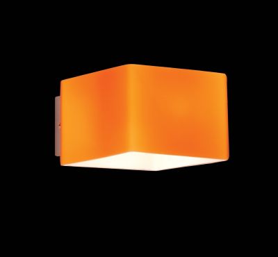 Lightstar XI SIMPLE LIGHT 801613 Светильник настенный бра Lightstar XI SIMPLE LIGHT 801613 Светильник настенный браХай-тек<br><br><br>S освещ. до, м2: 2<br>Крепление: настенное<br>Тип товара: Светильник настенный бра<br>Тип лампы: галогенная / LED-светодиодная<br>Тип цоколя: G9<br>Количество ламп: 1<br>Ширина, мм: 100<br>MAX мощность ламп, Вт: 40<br>Размеры: W 100 H 70<br>Высота, мм: 70<br>Оттенок (цвет): янтарный<br>Цвет арматуры: серебристый