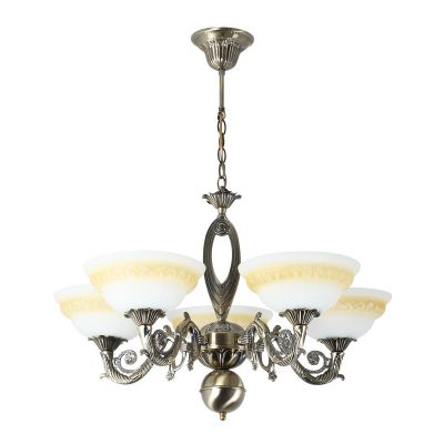 Люстра Colosseo 80305/5 Cesare Люстра Colosseo 80305/5 CesareПодвесные<br>Найти подходящую люстру для большой комнаты с высоким потолком непросто – она должна быть функциональной, т.е. равномерно ярко освещать все пространство, создавать эффект уравновешивания границ и быть эстетически привлекательной, полностью соответствуя окружающему интерьеру. Если Вы планируете оформить помещение в «классическом» стиле, предполагающем уют, элегантность и утонченность, то выбрав итальянскую люстру Colosseo 80305/5 Cesare в качестве основного источника освещения, полностью решите перечисленные задачи! Регулируемый подвес позволит сделать высоту светильника оптимальной, сочетание светлых оттенков и изящных декоративных элементов арматуры великолепно подойдет к любой цветовой гамме интерьера, а 5 плафонов создадут освещение на площади до 20 кв.м. Рекомендуем совместно с люстрой<br><br>Установка на натяжной потолок: Да<br>S освещ. до, м2: 20<br>Крепление: Крюк<br>Тип лампы: накаливания / энергосбережения / LED-светодиодная<br>Тип цоколя: E27<br>Количество ламп: 5<br>MAX мощность ламп, Вт: 60<br>Диаметр, мм мм: 660<br>Высота, мм: 570 - 870<br>Цвет арматуры: бронзовый