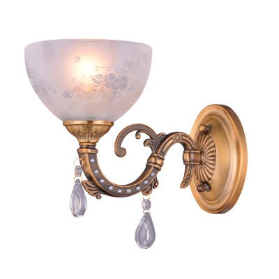 Светильник Colosseo 81623/1W EDVIGE Светильник Colosseo 81623/1W EDVIGEКлассика<br><br><br>Тип лампы: накаливания / энергосбережения / LED-светодиодная<br>Тип цоколя: E27<br>Количество ламп: 1<br>Ширина, мм: 150<br>MAX мощность ламп, Вт: 60<br>Диаметр, мм мм: 150<br>Расстояние от стены, мм: 270<br>Высота, мм: 220<br>Цвет арматуры: латунь