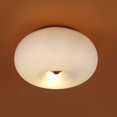 Eglo OPTICA 86811 Настенно-потолочный светильник Eglo OPTICA 86811 Настенно-потолочный светильникКруглые<br>Австрийское качество модели светильника Eglo 86811 не оставит равнодушным каждого купившего! Матовое закаленное стекло(пр-во Чехия), Никелированный матовый корпус и декор, выключателем, Класс изоляции 2 (двойная изоляция), IP 20, освещенность 1612 lm ,Н=160D=280,2X60W,E27.<br><br>S освещ. до, м2: 8<br>Тип лампы: накаливания / энергосбережения / LED-светодиодная<br>Тип цоколя: E27<br>Количество ламп: 2<br>MAX мощность ламп, Вт: 2<br>Диаметр, мм мм: 280<br>Размеры основания, мм: 0<br>Высота, мм: 160<br>Оттенок (цвет): белый<br>Цвет арматуры: серый<br>Общая мощность, Вт: 2X60W