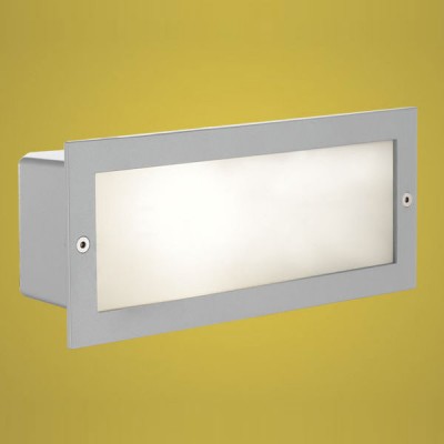 Eglo ZIMBA 88008 светильник уличный Eglo ZIMBA 88008 светильник уличныйВстраиваемые<br>Новинка 2008. Врезные парковые светильники EGLO ZIMBA (IP44) и врезные энергосберегающие парковые светильники EGLO RIGA 3 (IP67) — светильники для наружного освещения. Степень защиты IP67 — полная защита от пыли (пыленепроницаемый, dust-tight), защита от проникновения воды при погружении (waterproof) степень защиты IP44 — защита от твердых тел gt 1 мм, защита от капель и брызг. Плафоны светильников выполнены из высококачественного матированного стекла арматура светильников 1, 2 — из алюминия, арматура светильников 3, 4, 5, 6 — из нержавеющей стали, подземная часть — из пластика. Светильники 1, 2 рассчитаны на обычную лампу E27 60W max и E27 100W max, светильники 3, 4 — на энергосберегающую компактную люминесцентную лампу PL 15W E27 и PL 11W E14. Светильники 5, 6 имеют светодиодный модуль LED GU10 1,28W. Цвет ZIMBA (IP44): 1, 2 — серебристый (silver) цвет RIGA 3 (IP67): 3, 4, 5, 6 — нержавеющая сталь (stainless steel).<br><br>Тип лампы: накаливания / энергосбережения / LED-светодиодная<br>Тип цоколя: E27<br>Ширина, мм: 101<br>MAX мощность ламп, Вт: 60<br>Диаметр врезного отверстия, мм: 234x87<br>Длина, мм: 243<br>Высота, мм: 5<br>Цвет арматуры: серебристый<br>Общая мощность, Вт: 2