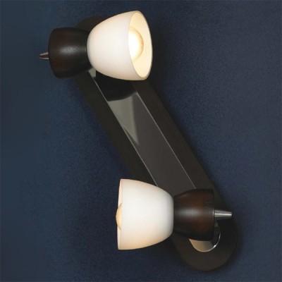 Светильник Lussole LSL-8201-02 Messina Светильник Lussole LSL-8201-02 MessinaДвойные<br>«Универсальная» конструкция светильника Lussole LSL-8201-02 Messina позволяет закреплять его на поверхности не только горизонтально или вертикально, но и под любым углом, а значит, Вы сделаете интерьер уникальным, отличающимся от других! Два плафона – «спота» белого матового оттенка эффектно и стильно сочетаются с натуральным деревом, используемым в креплении и арматуре, и создают «мягкое» освещение на площади до 6 кв.м. Благодаря наличию поворотного механизма, Вы легко сможете регулировать направление лучей, делая акценты или, наоборот, «затеняя» необходимые участки. Чтобы интерьер выглядел тщательно подобранным, «цельным» и уютным, рекомендуем использовать всю серию Lussole LSL-820 Messina, включая потолочную люстру и настенные светильники с разным количеством ламп.<br><br>S освещ. до, м2: 6<br>Тип лампы: накал-я - энергосбер-я<br>Тип цоколя: E14cs<br>Количество ламп: 2<br>Ширина, мм: 140<br>MAX мощность ламп, Вт: 40<br>Длина, мм: 360<br>Расстояние от стены, мм: 180<br>Цвет арматуры: серебристый