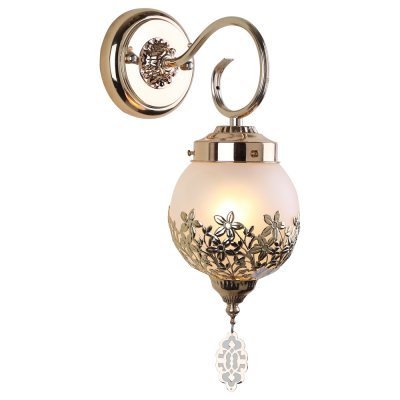 Светильник бра Arte lamp A4552AP-1GO Moroccana Светильник бра Arte lamp A4552AP-1GO MoroccanaФлористика<br><br><br>Тип лампы: Накаливания / энергосбережения / светодиодная<br>Тип цоколя: E14<br>Цвет арматуры: золотой<br>Количество ламп: 1<br>Ширина, мм: 130<br>Длина, мм: 220<br>Высота, мм: 380<br>MAX мощность ламп, Вт: 40