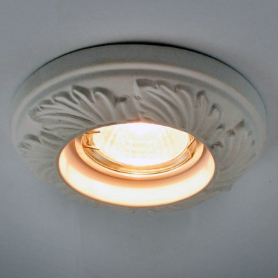 Светильник Arte lamp A5244PL-1WH Alloro Светильник Arte lamp A5244PL-1WH AlloroКруглые<br>Встраиваемые светильники – популярное осветительное оборудование, которое можно использовать в качестве основного источника или в дополнение к люстре. Они позволяют создать нужную атмосферу атмосферу и привнести в интерьер уют и комфорт. Интернет-магазин «Светодом» предлагает стильный встраиваемый светильник ARTE Lamp A5244PL-1WH. Данная модель достаточно универсальна, поэтому подойдет практически под любой интерьер. Перед покупкой не забудьте ознакомиться с техническими параметрами, чтобы узнать тип цоколя, площадь освещения и другие важные характеристики. Приобрести встраиваемый светильник ARTE Lamp A5244PL-1WH в нашем онлайн-магазине Вы можете либо с помощью «Корзины», либо по контактным номерам. Мы развозим заказы по Москве, Екатеринбургу и остальным российским городам.<br><br>S освещ. до, м2: 4<br>Тип лампы: галогенная<br>Тип цоколя: GU10<br>Количество ламп: 1<br>Ширина, мм: 114<br>Диаметр, мм мм: 114<br>Диаметр врезного отверстия, мм: 60<br>Высота, мм: 110<br>MAX мощность ламп, Вт: 50