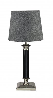Светильник настольный Arte lamp A8123LT-1BC Scandy Светильник настольный Arte lamp A8123LT-1BC ScandyС абажуром<br>Настольная лампа – это не просто источник дополнительного освещения, но и оригинальный элемент декора. Его можно установить в спальне, гостиной, кабинете и других комнатах. Интернет-магазин «Светодом» предлагает настольные лампы разных стилей по доступным ценам. Благодаря большому ассортименту Вы обязательно найдете в нашем каталоге именно ту модель, которую искали. Настольная лампа Arte lamp A8123LT-1BC – прекрасный вариант для завершения интерьера. Ее можно включить одновременно с люстрой для более яркого освещения или без нее для создания уютной атмосферы, настраивающей на отдых. Купить настольную лампу Arte lamp A8123LT-1BC Вы можете с помощью виртуальной «Корзины» или по контактным номерам, указанным на сайте.<br><br>S освещ. до, м2: 3<br>Тип лампы: накал-я - энергосбер-я<br>Тип цоколя: E27<br>Количество ламп: 1<br>Ширина, мм: 230<br>MAX мощность ламп, Вт: 40<br>Диаметр, мм мм: 230<br>Высота, мм: 500