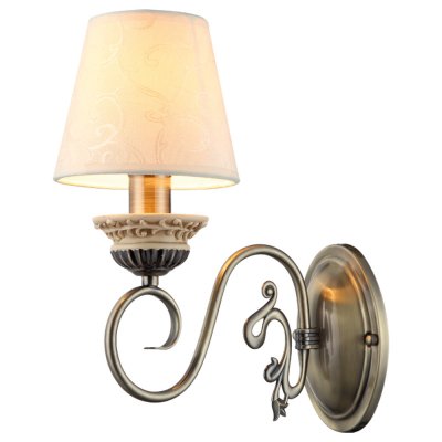 Светильник настенный Arte lamp A9070AP-1AB Ivory Светильник настенный Arte lamp A9070AP-1AB IvoryРустика<br>Настенный светильник Arte lamp A9070AP-1AB – великолепный образец итальянского светотехнического мастерства, в котором традиционное высокое качество гармонично сочетается с современными технологиями обработки материалов! Изящные, плавные линии арматуры и крепления «увенчаны» трапециевидным белым плафоном из ткани, что делает светильник романтичным, изысканным и «уютным». Рекомендуем Вам использовать бра в комплекте из нескольких экземпляров и люстрой из этой же серии, тогда интерьер будет выглядеть «законченным» и совершенным, как будто над ним поработал профессиональный дизайнер.<br><br>S освещ. до, м2: 4<br>Крепление: пластина<br>Тип лампы: накаливания / энергосбережения / LED-светодиодная<br>Тип цоколя: E14<br>Количество ламп: 1<br>Ширина, мм: 260<br>MAX мощность ламп, Вт: 60<br>Диаметр, мм мм: 150<br>Длина, мм: 260<br>Высота, мм: 320<br>Цвет арматуры: бронзовый