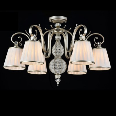 Люстра Maytoni ARM002-06-NG Brezza Люстра Maytoni ARM002-06-NG BrezzaПотолочные<br>Компания «Светодом» предлагает широкий ассортимент люстр от известных производителей. Представленные в нашем каталоге товары выполнены из современных материалов и обладают отличным качеством. Благодаря широкому ассортименту Вы сможете найти у нас люстру под любой интерьер. Мы предлагаем как классические варианты, так и современные модели, отличающиеся лаконичностью и простотой форм. Стильная люстра Maytoni ARM002-06-NG станет украшением любого дома. Эта модель от известного производителя не оставит равнодушным ценителей красивых и оригинальных предметов интерьера. Люстра Maytoni ARM002-06-NG обеспечит равномерное распределение света по всей комнате. При выборе обратите внимание на характеристики, позволяющие приобрести наиболее подходящую модель. Купить понравившуюся люстру по доступной цене Вы можете в интернет-магазине «Светодом».<br><br>Установка на натяжной потолок: Да<br>S освещ. до, м2: 12<br>Крепление: крюк<br>Тип лампы: накаливания / энергосбережения / LED-светодиодная<br>Тип цоколя: E14<br>Количество ламп: 6<br>MAX мощность ламп, Вт: 40<br>Диаметр, мм мм: 680<br>Длина цепи/провода, мм: 400<br>Высота, мм: 470<br>Цвет арматуры: золотой