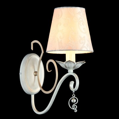 Бра Maytoni ARM004-01-W Monile Бра Maytoni ARM004-01-W MonileКлассика<br><br><br>Тип лампы: накаливания / энергосбережения / LED-светодиодная<br>Тип цоколя: E14<br>Количество ламп: 1<br>MAX мощность ламп, Вт: 40<br>Диаметр, мм мм: 140<br>Высота, мм: 330<br>Цвет арматуры: белый с золотистой патиной